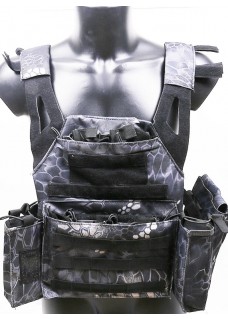 Airsoft Tactical VT 439 vest for outdoor wargame use 
